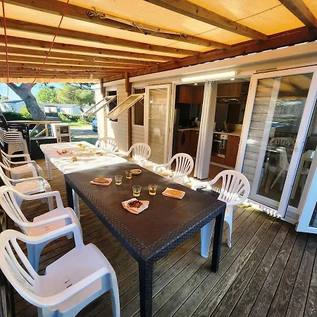 Grande Terrasse & Jardin Prive, Zone Natura 2000 بيت للعطل